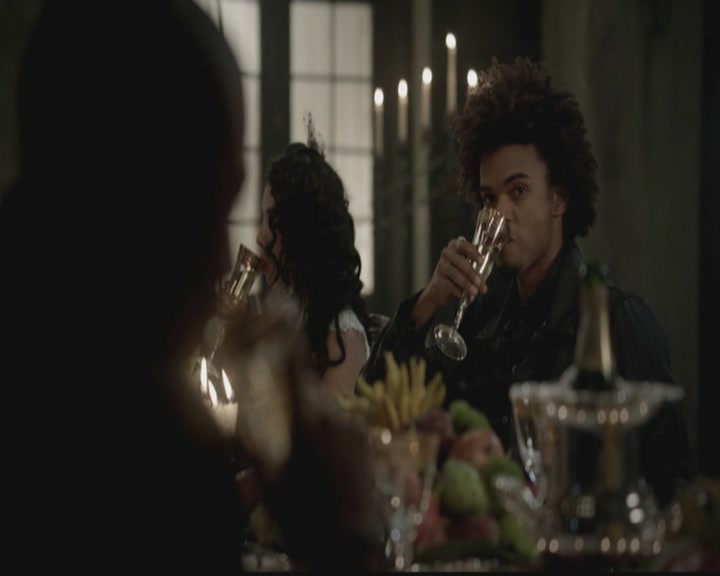 VampireDiariesWorld-dot-org_TheOriginals1x09ReigningPainInNewOrleans0151.jpg