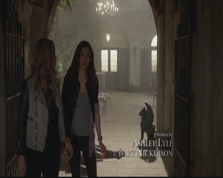 VampireDiariesWorld-dot-org_TheOriginals1x09ReigningPainInNewOrleans0421.jpg