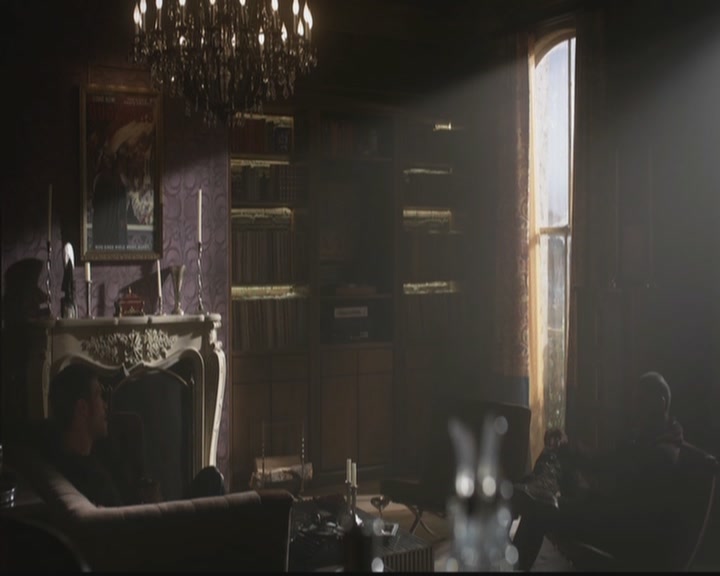 VampireDiariesWorld-dot-org_TheOriginals1x09ReigningPainInNewOrleans0528.jpg
