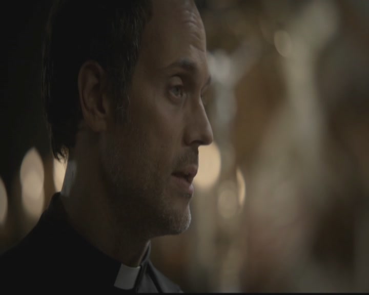VampireDiariesWorld-dot-org_TheOriginals1x09ReigningPainInNewOrleans0712.jpg