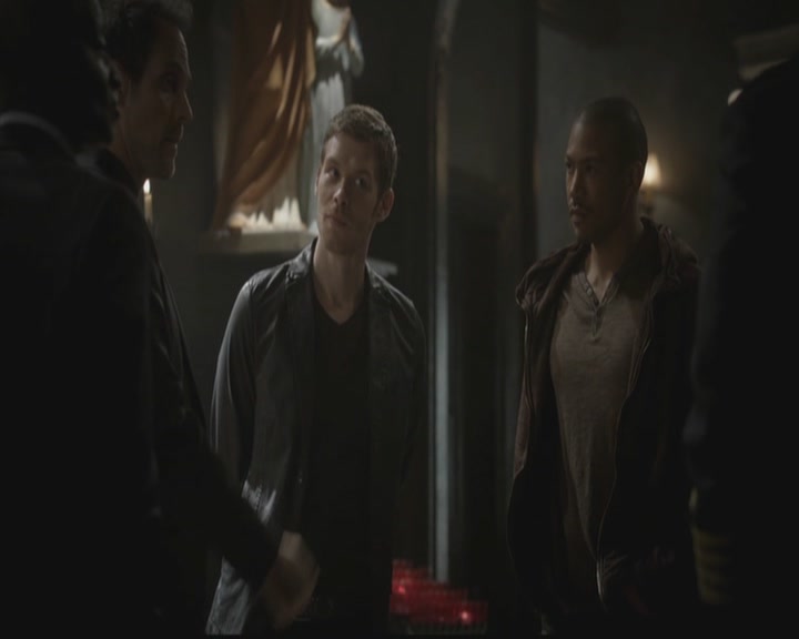VampireDiariesWorld-dot-org_TheOriginals1x09ReigningPainInNewOrleans0719.jpg