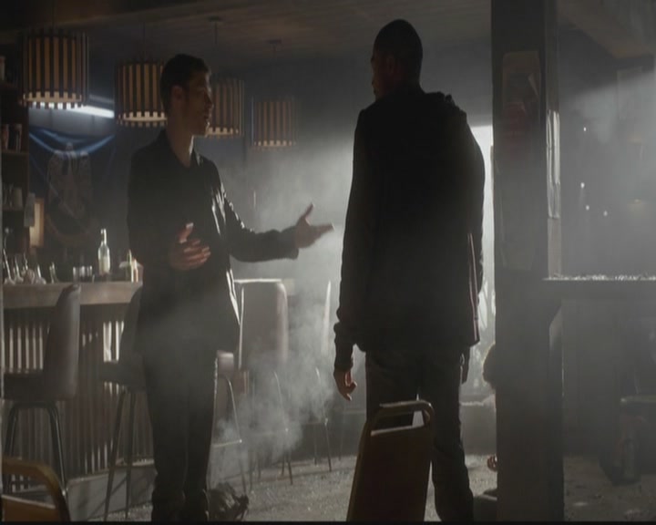 VampireDiariesWorld-dot-org_TheOriginals1x09ReigningPainInNewOrleans0918.jpg