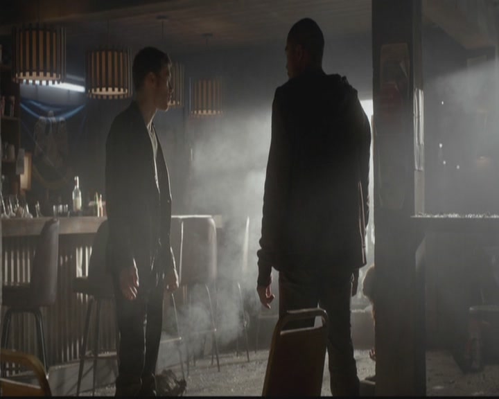 VampireDiariesWorld-dot-org_TheOriginals1x09ReigningPainInNewOrleans0919.jpg