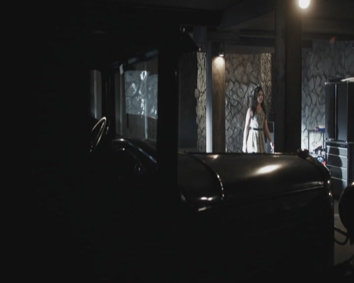VampireDiariesWorld-dot-org_TheOriginals1x09ReigningPainInNewOrleans0979.jpg