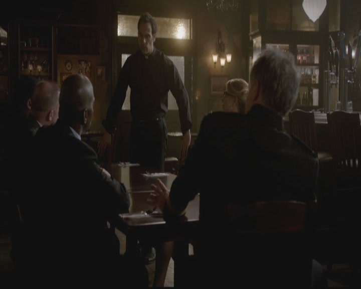 VampireDiariesWorld-dot-org_TheOriginals1x09ReigningPainInNewOrleans1115.jpg