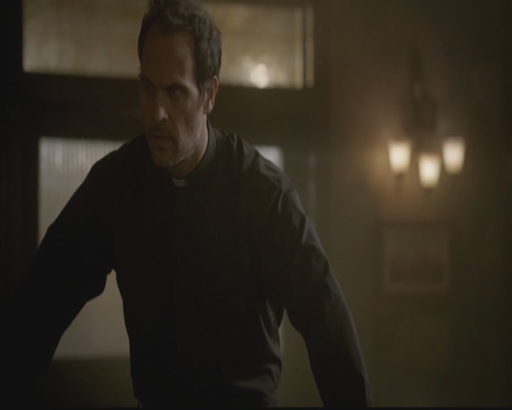 VampireDiariesWorld-dot-org_TheOriginals1x09ReigningPainInNewOrleans1122.jpg