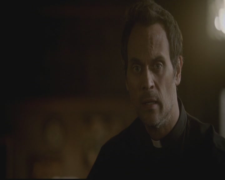 VampireDiariesWorld-dot-org_TheOriginals1x09ReigningPainInNewOrleans1129.jpg