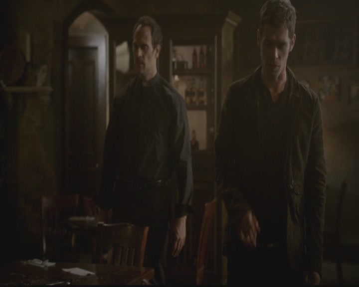 VampireDiariesWorld-dot-org_TheOriginals1x09ReigningPainInNewOrleans1204.jpg