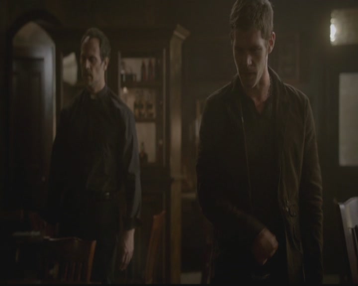 VampireDiariesWorld-dot-org_TheOriginals1x09ReigningPainInNewOrleans1205.jpg