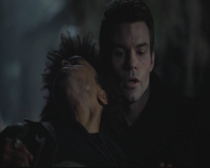 VampireDiariesWorld-dot-org_TheOriginals1x09ReigningPainInNewOrleans1274.jpg