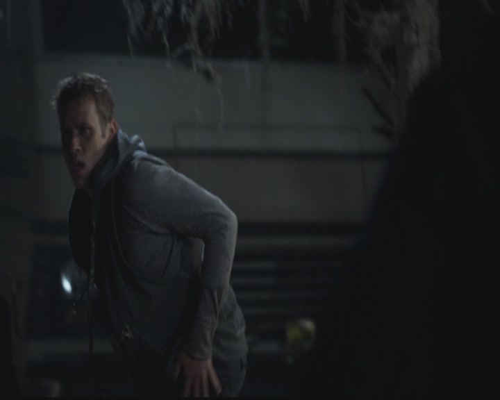 VampireDiariesWorld-dot-org_TheOriginals1x09ReigningPainInNewOrleans1324.jpg