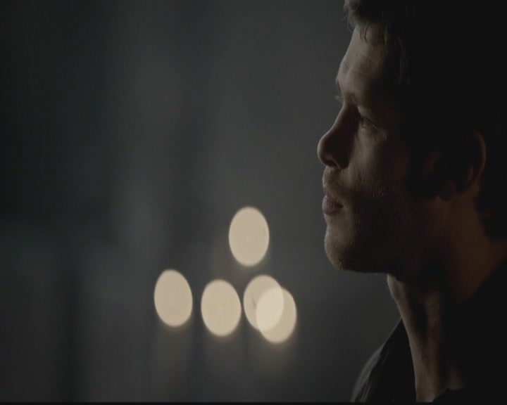 VampireDiariesWorld-dot-org_TheOriginals1x09ReigningPainInNewOrleans1401.jpg
