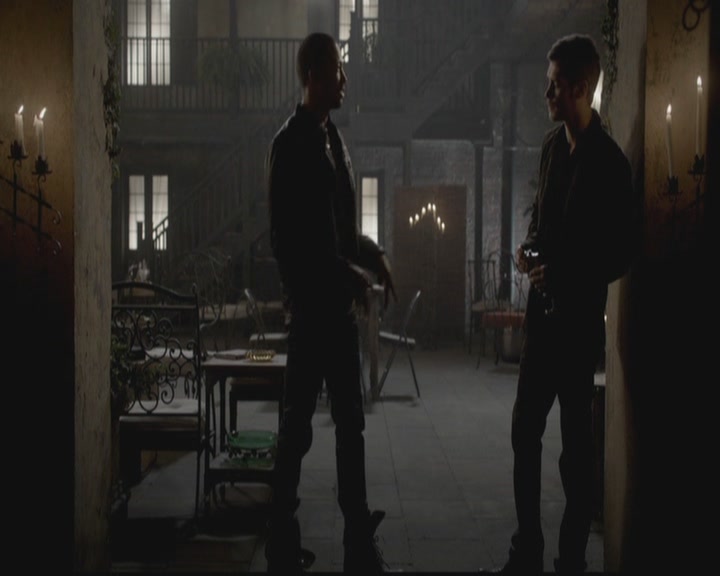 VampireDiariesWorld-dot-org_TheOriginals1x09ReigningPainInNewOrleans1420.jpg