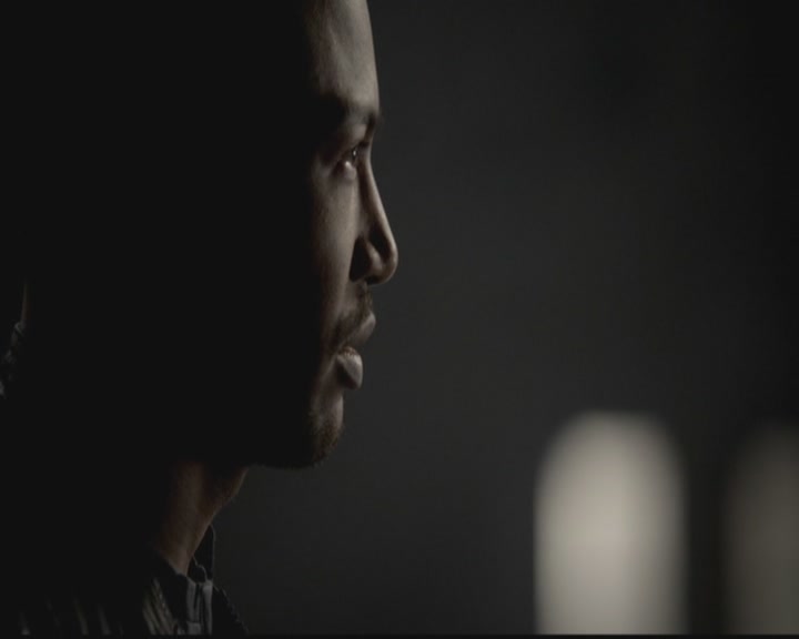 VampireDiariesWorld-dot-org_TheOriginals1x09ReigningPainInNewOrleans1424.jpg