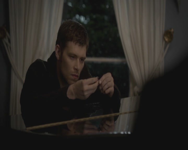 VampireDiariesWorld-dot-org_TheOriginals1x09ReigningPainInNewOrleans1755.jpg