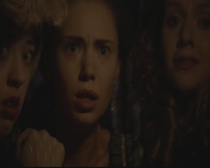 VampireDiariesWorld-dot-org_TheOriginals1x10TheCasketGirls2458.jpg