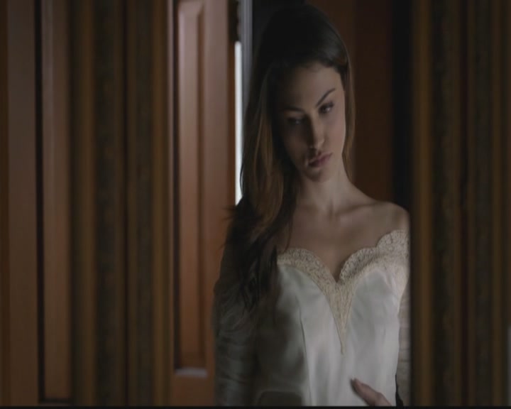 VampireDiariesWorld-dot-org_TheOriginals1x10TheCasketGirls2545.jpg