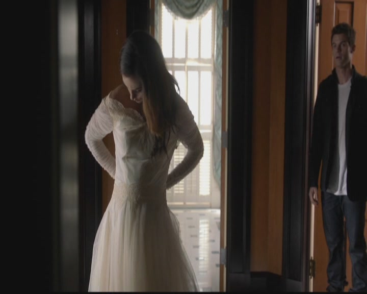 VampireDiariesWorld-dot-org_TheOriginals1x10TheCasketGirls2549.jpg