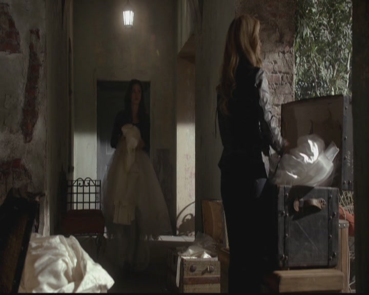 VampireDiariesWorld-dot-org_TheOriginals1x10TheCasketGirls2850.jpg
