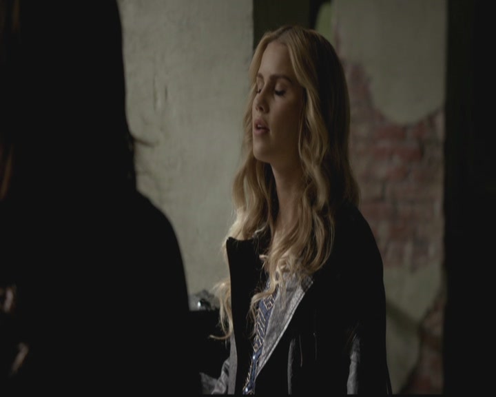 VampireDiariesWorld-dot-org_TheOriginals1x10TheCasketGirls2884.jpg