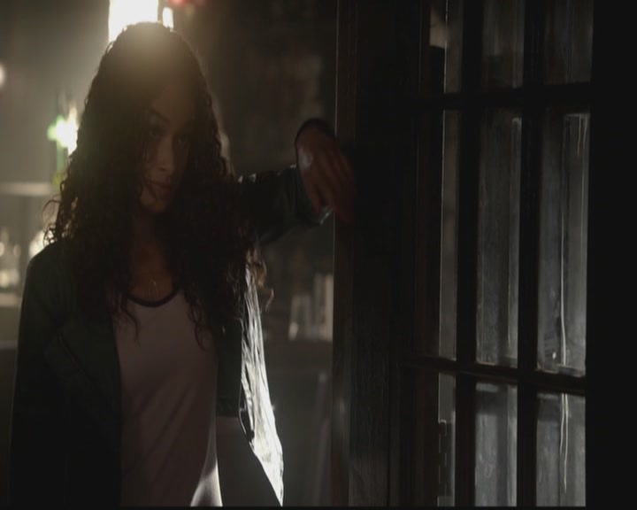 VampireDiariesWorld-dot-org_TheOriginals1x10TheCasketGirls2927.jpg