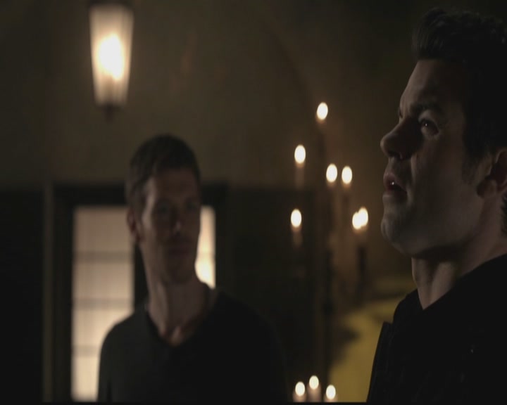 VampireDiariesWorld-dot-org_TheOriginals1x10TheCasketGirls3605.jpg