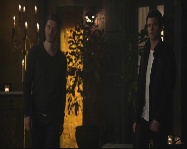 VampireDiariesWorld-dot-org_TheOriginals1x10TheCasketGirls3621.jpg