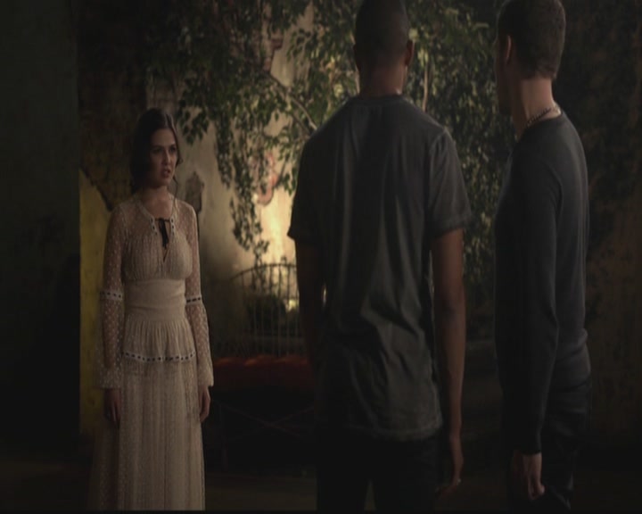 VampireDiariesWorld-dot-org_TheOriginals1x10TheCasketGirls3663.jpg