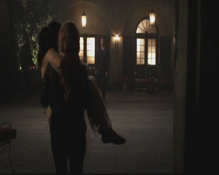 VampireDiariesWorld-dot-org_TheOriginals1x10TheCasketGirls4352.jpg