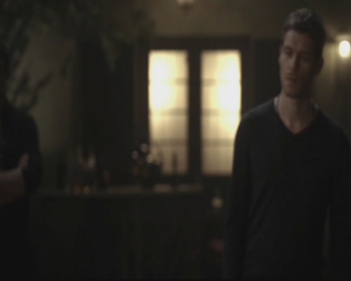 VampireDiariesWorld-dot-org_TheOriginals1x10TheCasketGirls4378.jpg