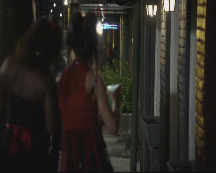 VampireDiariesWorld-dot-org_TheOriginals1x10TheCasketGirls4445.jpg