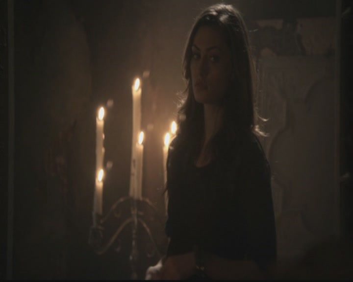 VampireDiariesWorld-dot-org_TheOriginals1x10TheCasketGirls4554.jpg