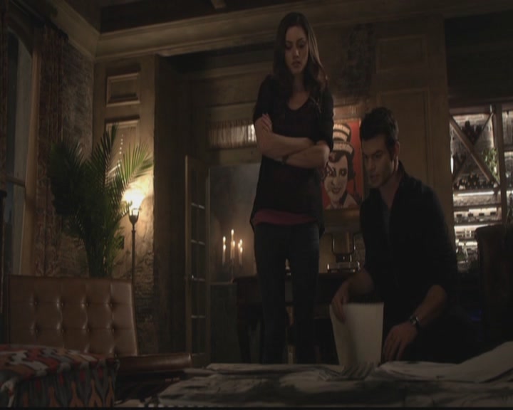 VampireDiariesWorld-dot-org_TheOriginals1x10TheCasketGirls4575.jpg