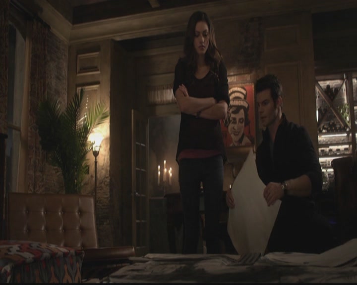 VampireDiariesWorld-dot-org_TheOriginals1x10TheCasketGirls4576.jpg