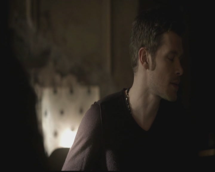 VampireDiariesWorld-dot-org_TheOriginals1x11ApresMoileDeluge0246.jpg