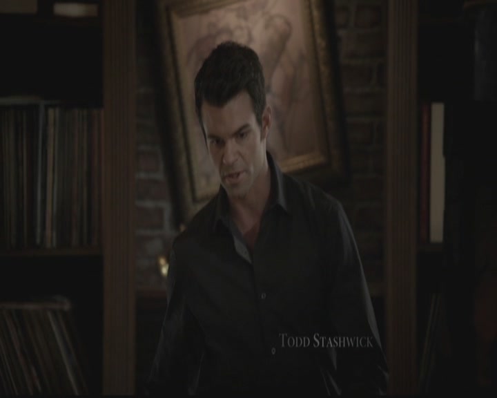 VampireDiariesWorld-dot-org_TheOriginals1x11ApresMoileDeluge0263.jpg
