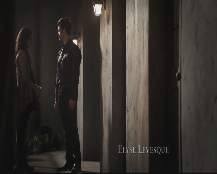 VampireDiariesWorld-dot-org_TheOriginals1x11ApresMoileDeluge0274.jpg