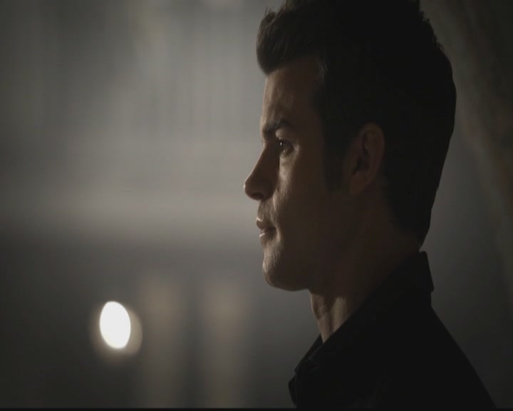 VampireDiariesWorld-dot-org_TheOriginals1x11ApresMoileDeluge0327.jpg