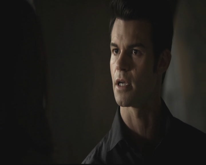 VampireDiariesWorld-dot-org_TheOriginals1x11ApresMoileDeluge0352.jpg