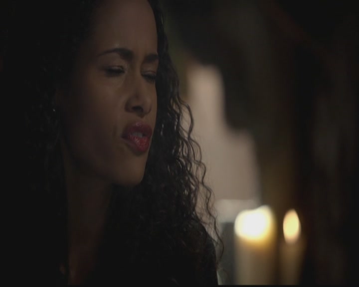 VampireDiariesWorld-dot-org_TheOriginals1x11ApresMoileDeluge0425.jpg