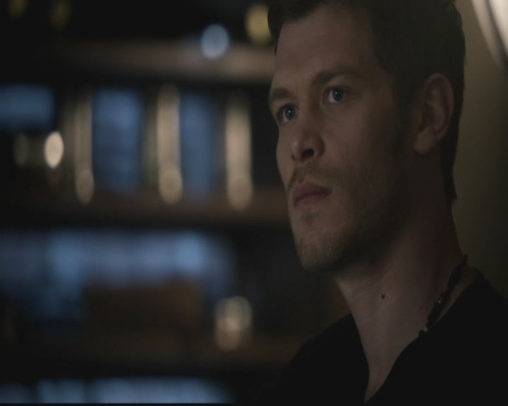 VampireDiariesWorld-dot-org_TheOriginals1x11ApresMoileDeluge0519.jpg
