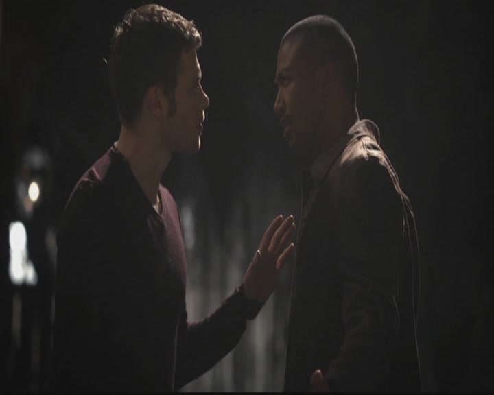 VampireDiariesWorld-dot-org_TheOriginals1x11ApresMoileDeluge0736.jpg