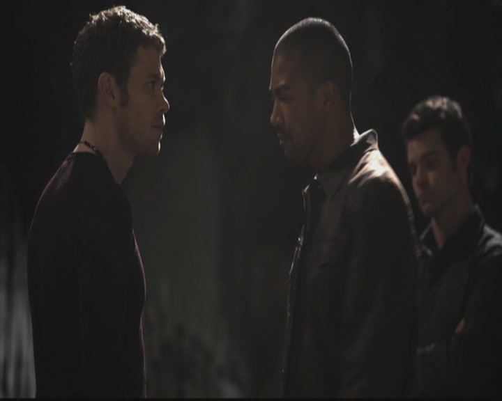 VampireDiariesWorld-dot-org_TheOriginals1x11ApresMoileDeluge0774.jpg