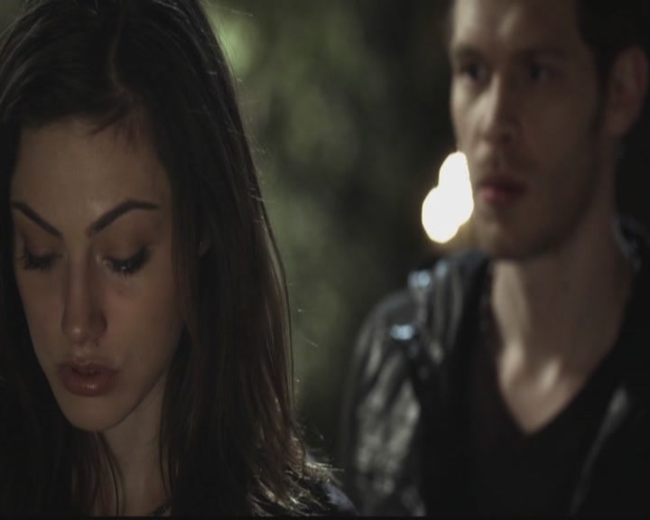 VampireDiariesWorld-dot-org_TheOriginals1x11ApresMoileDeluge1057.jpg