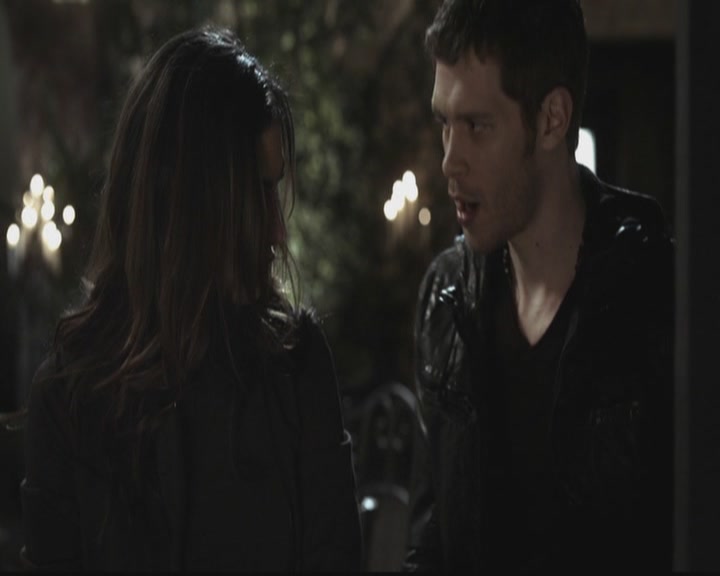 VampireDiariesWorld-dot-org_TheOriginals1x11ApresMoileDeluge1064.jpg