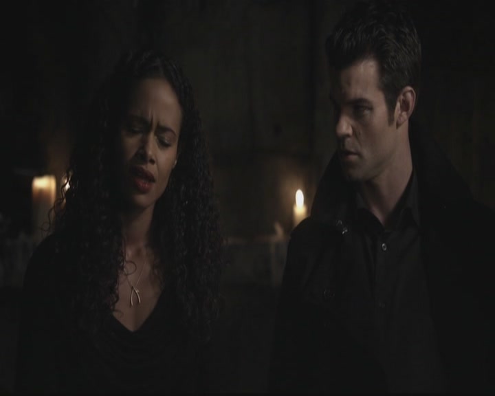 VampireDiariesWorld-dot-org_TheOriginals1x11ApresMoileDeluge1310.jpg