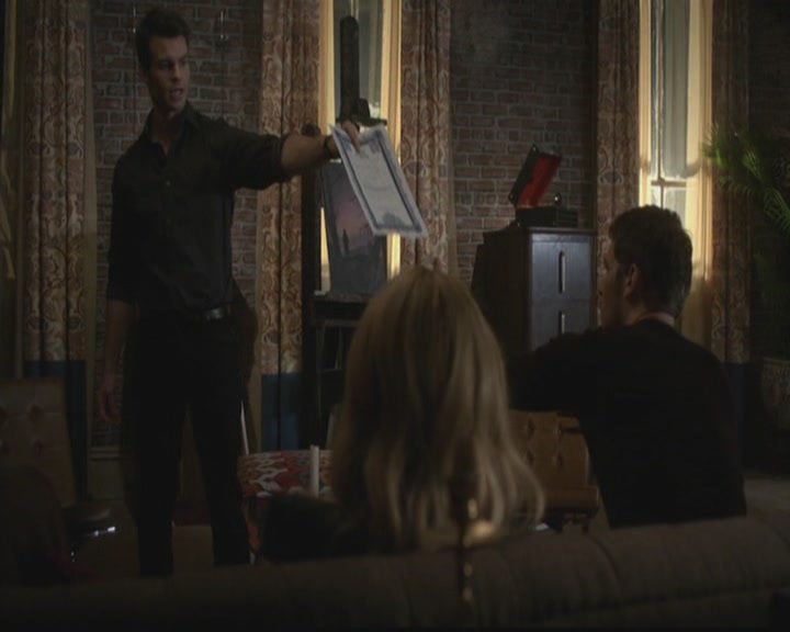 VampireDiariesWorld-dot-org_TheOriginals1x11ApresMoileDeluge1403.jpg