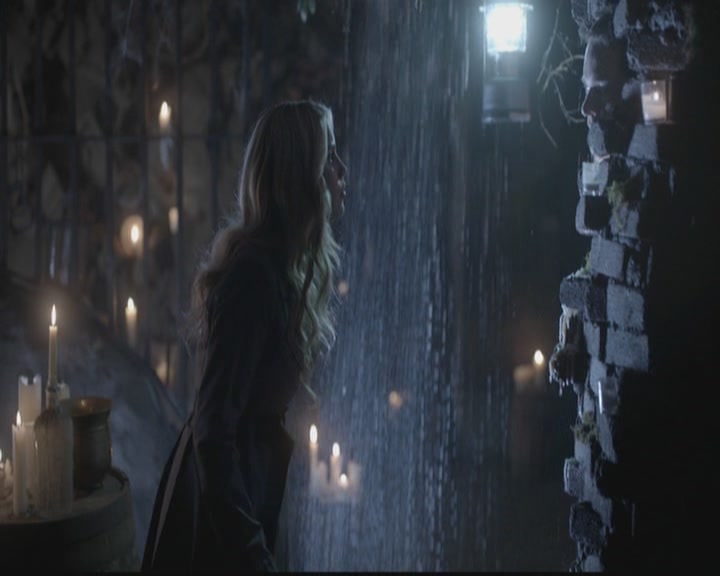 VampireDiariesWorld-dot-org_TheOriginals1x11ApresMoileDeluge1487.jpg