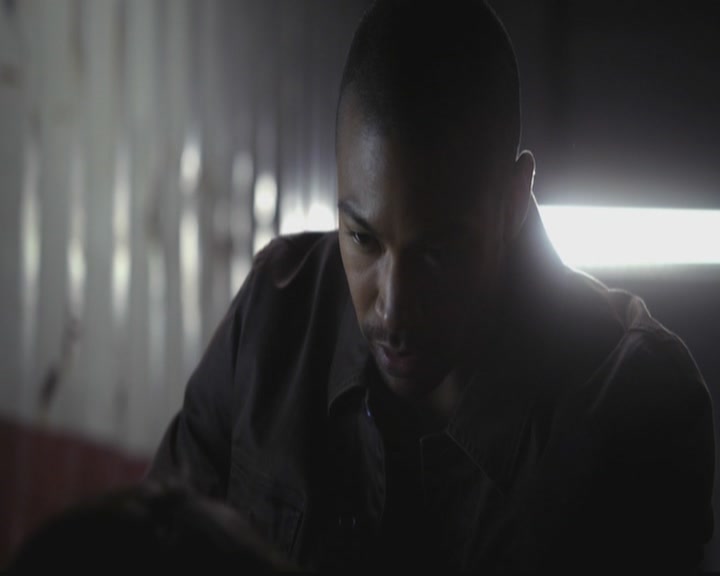 VampireDiariesWorld-dot-org_TheOriginals1x11ApresMoileDeluge1514.jpg
