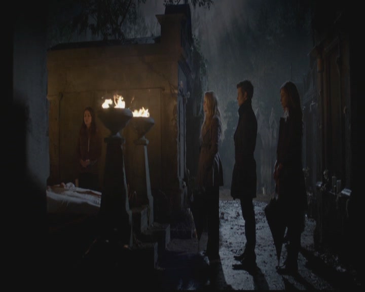 VampireDiariesWorld-dot-org_TheOriginals1x11ApresMoileDeluge1860.jpg